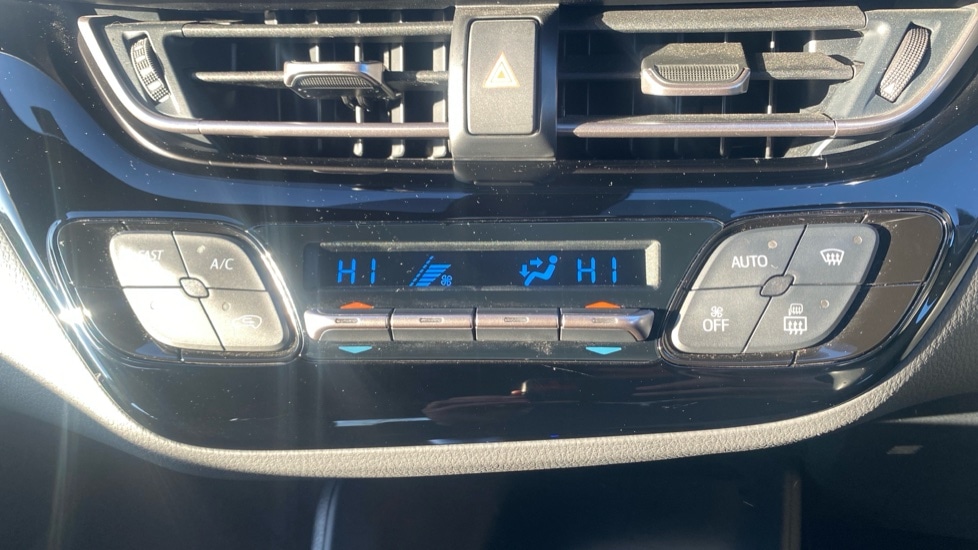 Used Toyota C-HR 2022 for sale - 76872129: Photo 36