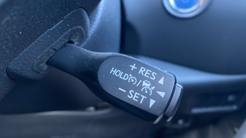 Used Toyota C-HR 2022 for sale - 76872129: Photo 46