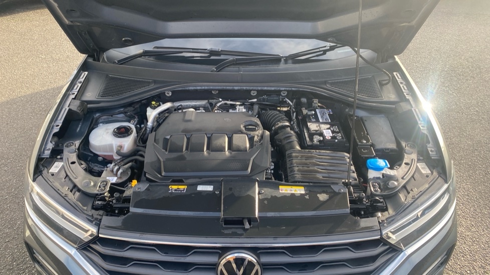 Used Volkswagen T-Roc 2021 for sale - 76874143: Photo 16