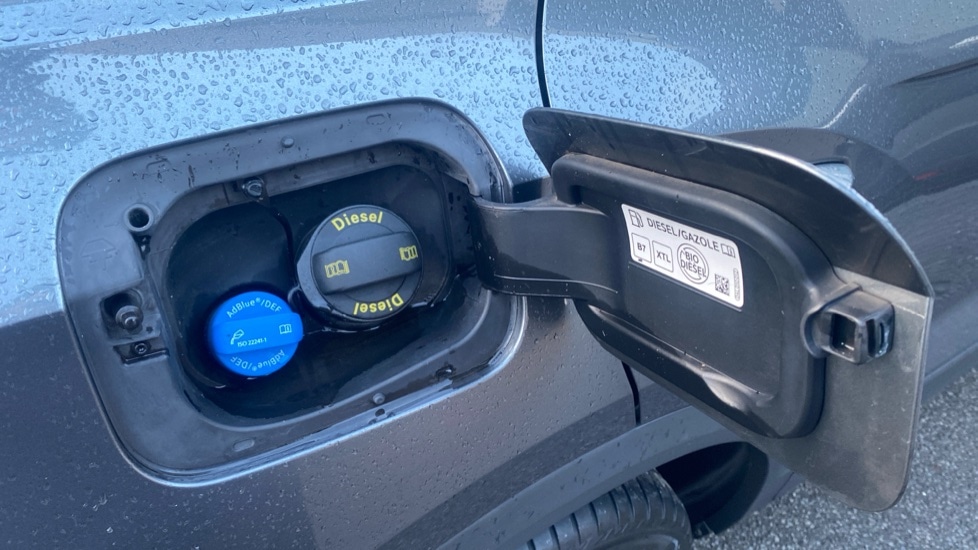 Used Volkswagen T-Roc 2021 for sale - 76874143: Photo 23