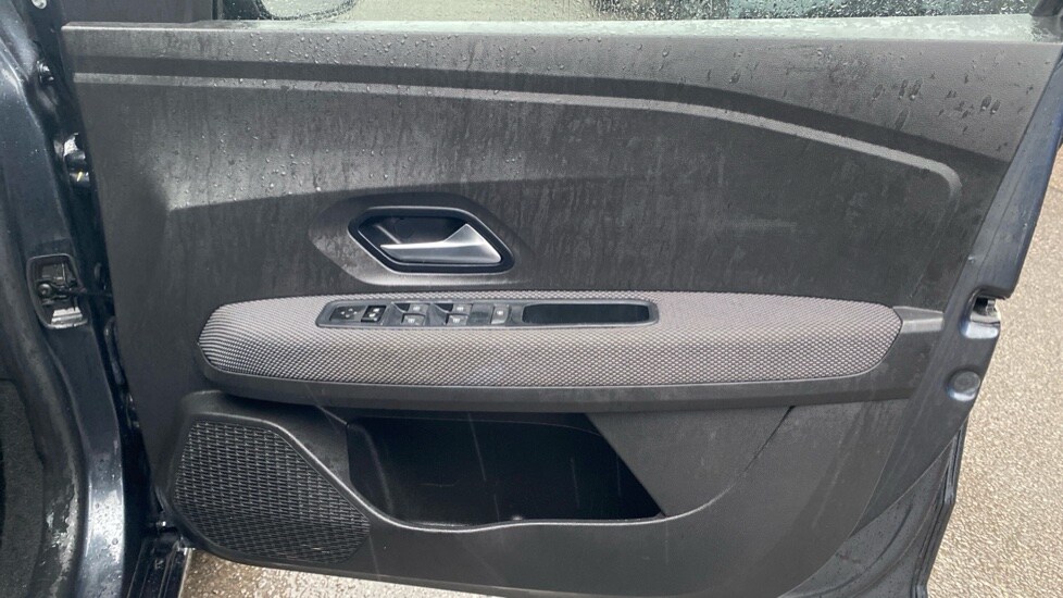 Used Dacia Sandero 2022 for sale - 76872425: Photo 32