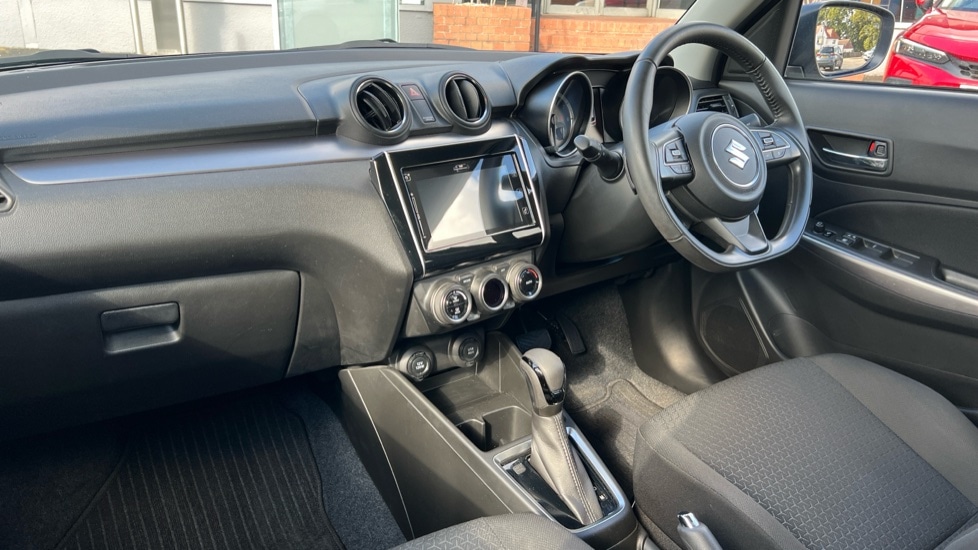 Used Suzuki Swift 2023 for sale - 76869690: Photo 10