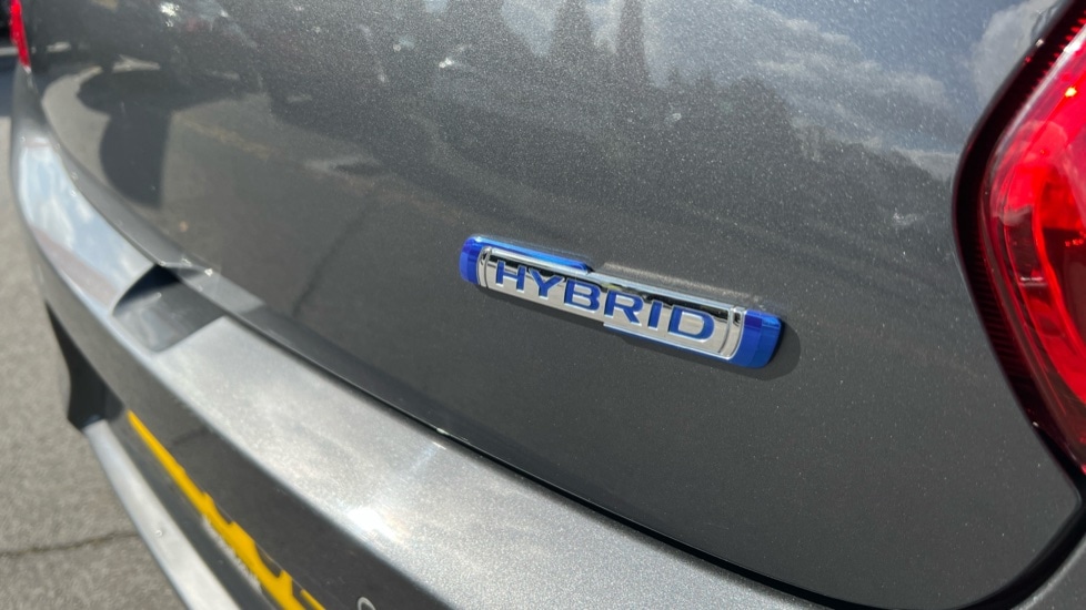 Used Suzuki Swift 2023 for sale - 76869690: Photo 46