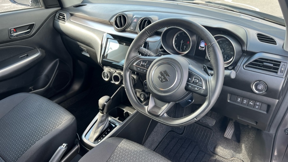 Used Suzuki Swift 2023 for sale - 76869690: Photo 9