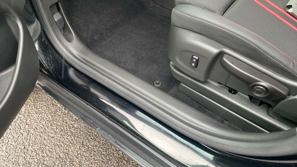 Used Vauxhall Crossland 2021 for sale - 76873220: Photo 39