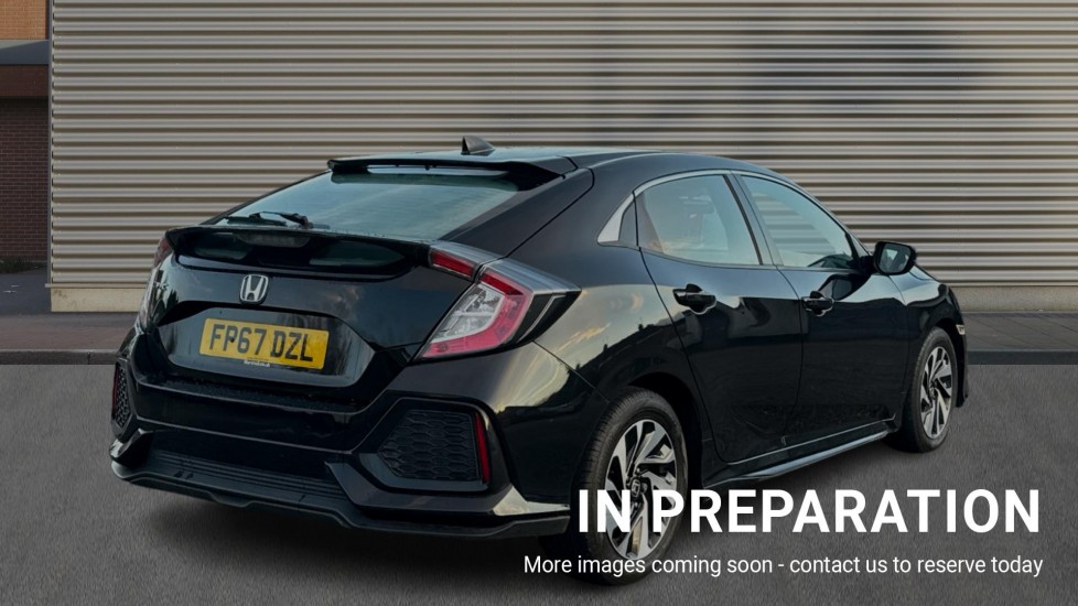 Used Honda Civic 2017 for sale - 76873334: Photo 4