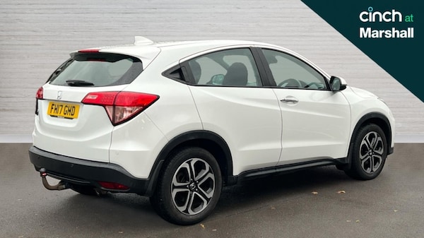 Used Honda HR-V 2017 for sale - 76208881: Photo 3