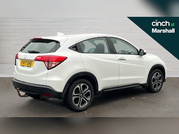 Used Honda HR-V 2017 for sale - 76208881: Photo 3