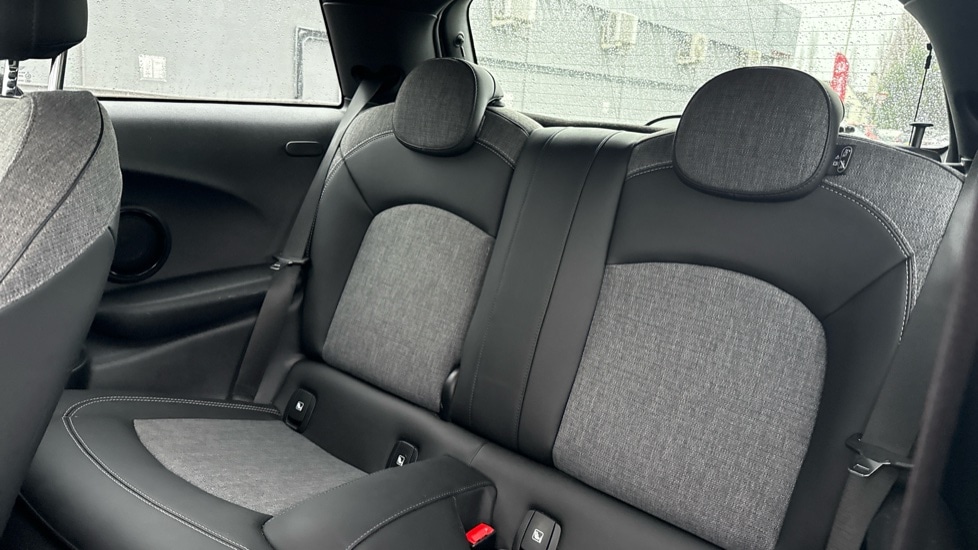 Used MINI Hatch 2021 for sale - 76872420: Photo 14