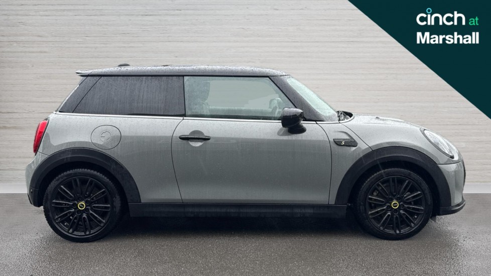 Used MINI Hatch 2021 for sale - 76872420: Photo 2