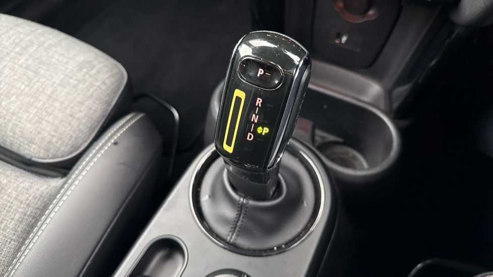 Used MINI Hatch 2021 for sale - 76872420: Photo 29