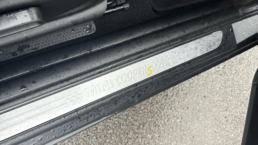 Used MINI Hatch 2021 for sale - 76872420: Photo 33