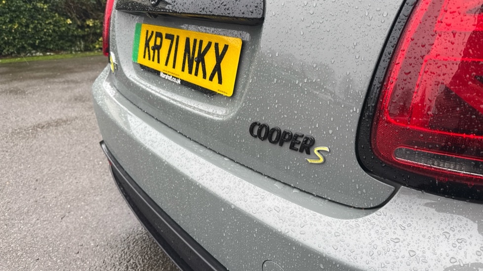 Used MINI Hatch 2021 for sale - 76872420: Photo 41