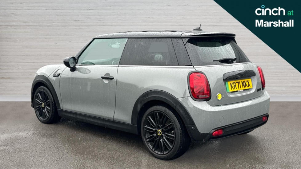 Used MINI Hatch 2021 for sale - 76872420: Photo 5