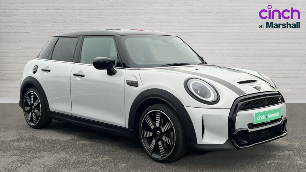 Used MINI Hatch 2022 for sale - 76869527: Photo 1
