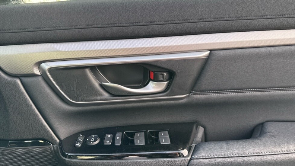 Used Honda CR-V 2022 for sale - 76872115: Photo 29