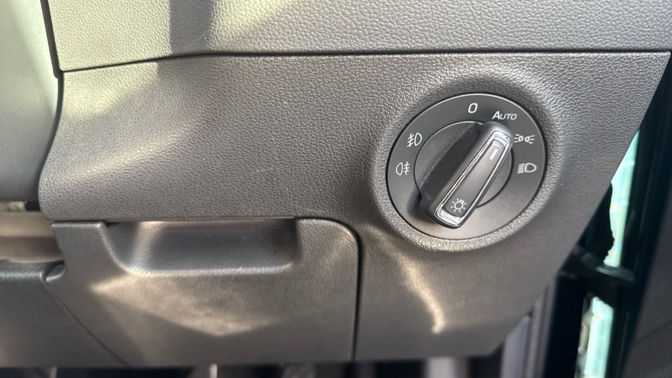 Used Skoda Karoq 2019 for sale - 76872489: Photo 21