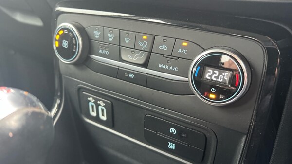 Used Ford Ecosport 2020 for sale - 76154940: Photo 32
