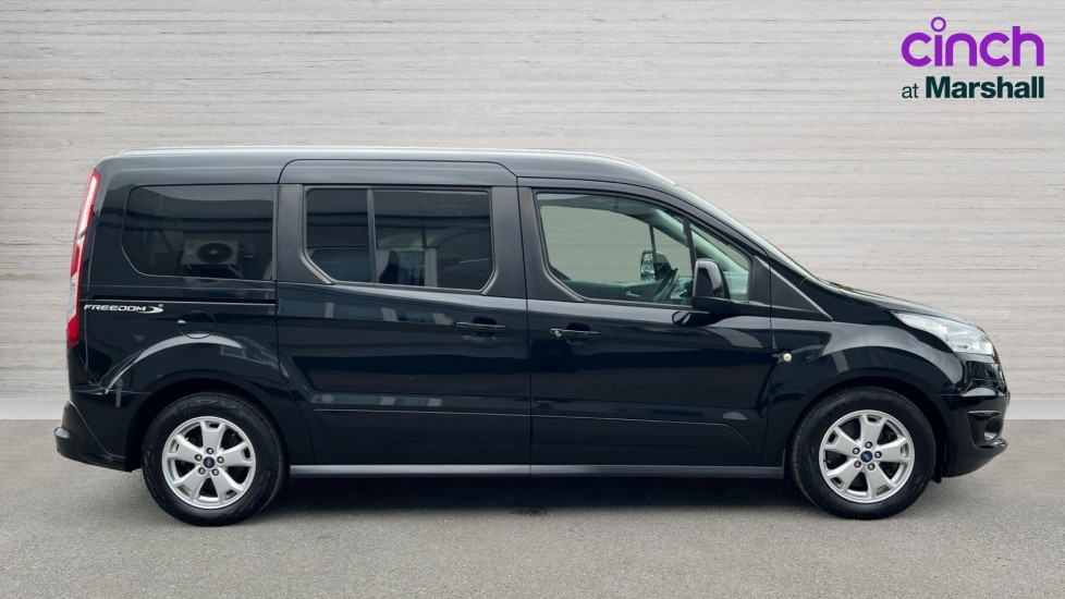 Used Ford Grand Tourneo Connect 2017 for sale - 76871012: Photo 2