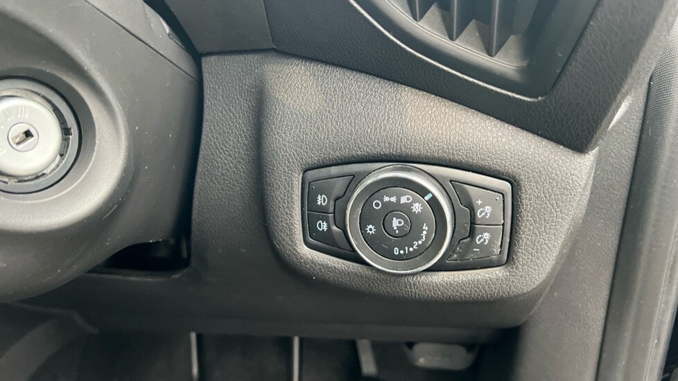 Used Ford Grand Tourneo Connect 2017 for sale - 76871012: Photo 21