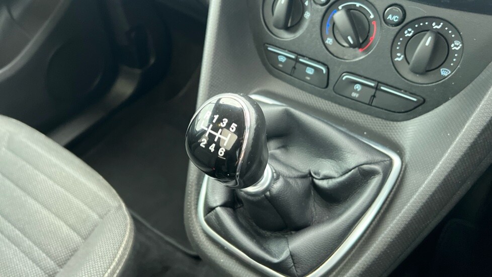 Used Ford Grand Tourneo Connect 2017 for sale - 76871012: Photo 31