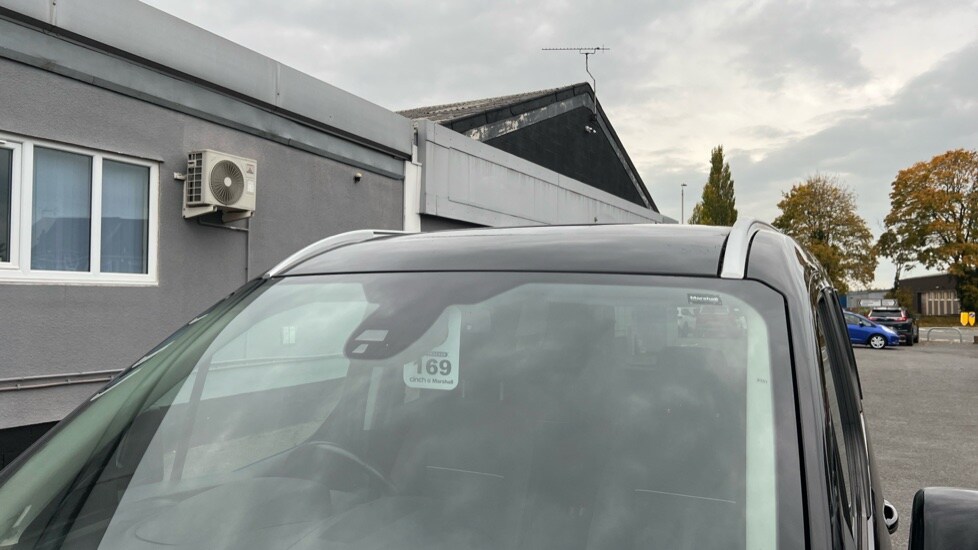 Used Ford Grand Tourneo Connect 2017 for sale - 76871012: Photo 47