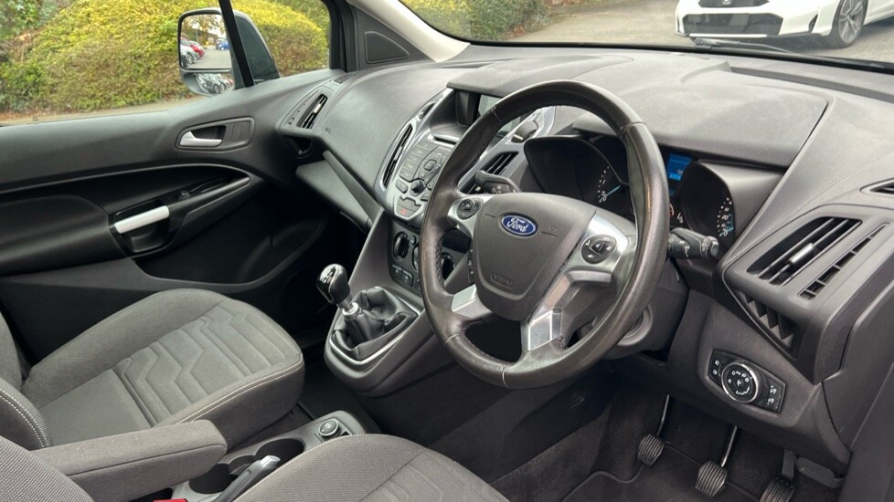 Used Ford Grand Tourneo Connect 2017 for sale - 76871012: Photo 9