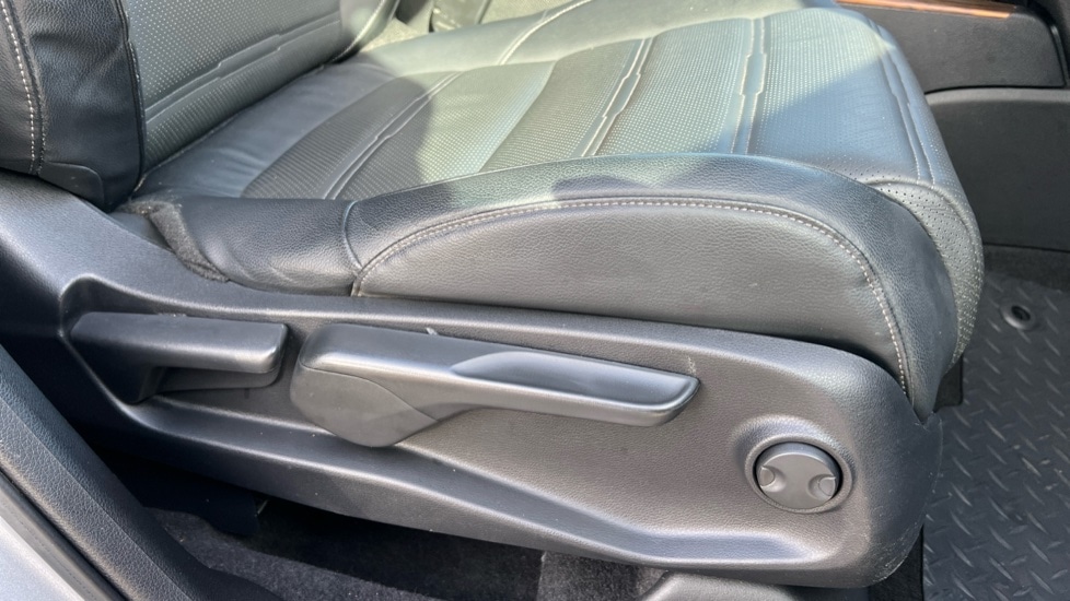 Used Honda CR-V 2018 for sale - 76869279: Photo 31