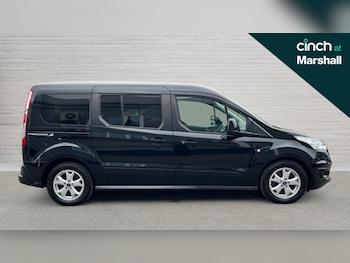 Used Ford Grand Tourneo Connect 2017 for sale - 76203968: Photo