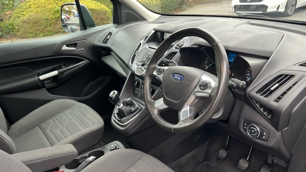 Used Ford Grand Tourneo Connect 2017 for sale - 76203968: Photo 9