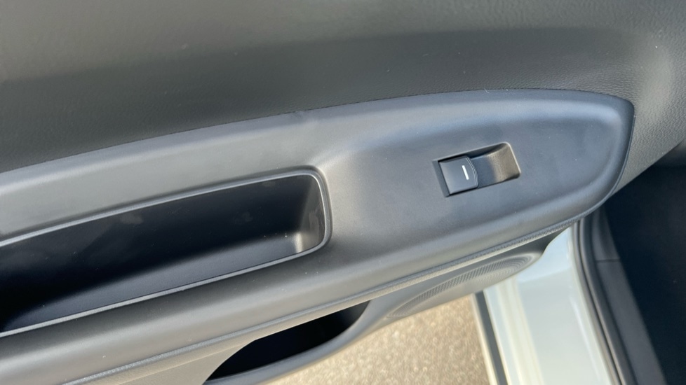 Used Honda Jazz 2025 for sale - 76168732: Photo 35