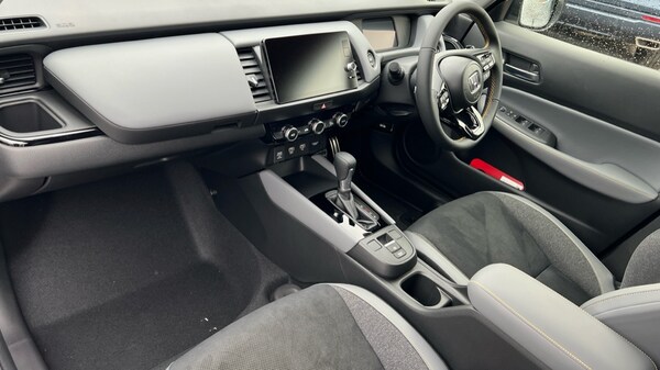 Used Honda Jazz 2025 for sale - 76168739: Photo 2