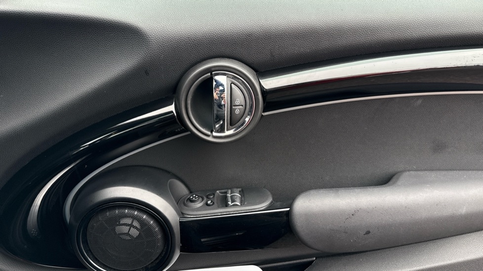 Used MINI Hatch 2021 for sale - 76738258: Photo 30