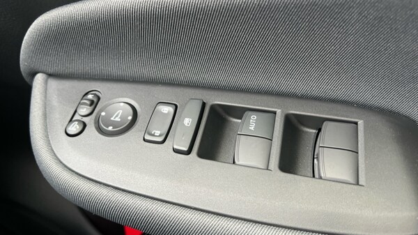 Used Honda Jazz 2025 for sale - 76168603: Photo 29