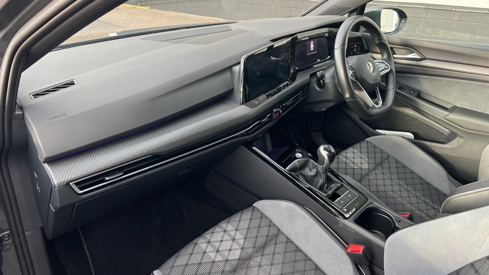 Used Volkswagen Golf 2022 for sale - 76074220: Photo 10