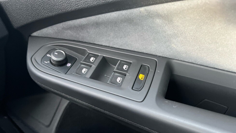 Used Volkswagen Golf 2022 for sale - 76074220: Photo 30
