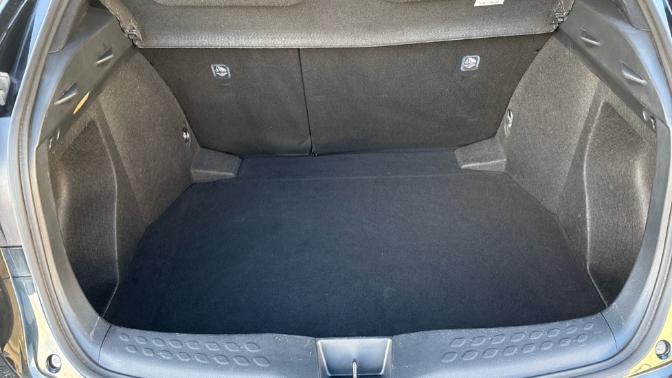 Used Toyota C-HR 2021 for sale - 76872417: Photo 15