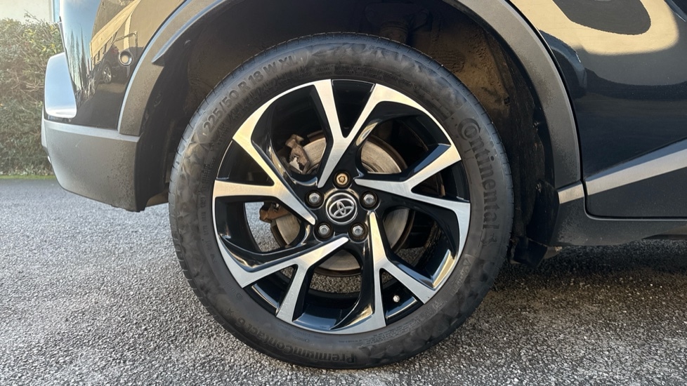 Used Toyota C-HR 2021 for sale - 76872417: Photo 19