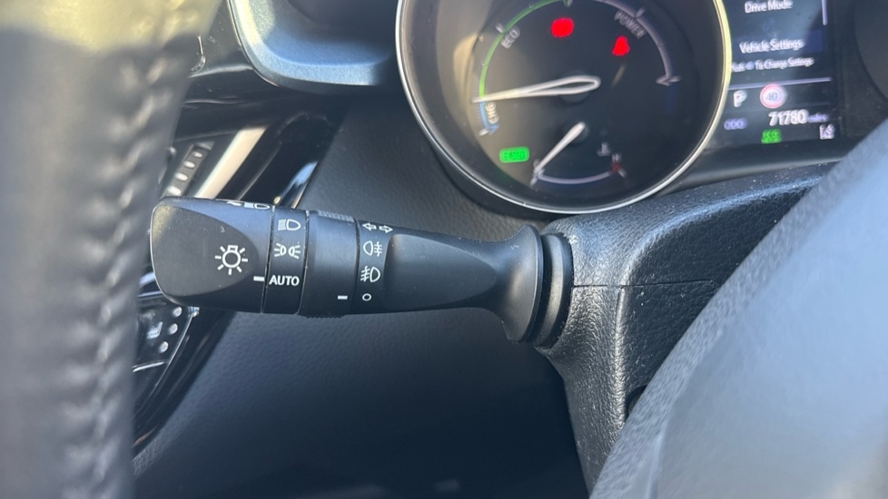 Used Toyota C-HR 2021 for sale - 76872417: Photo 27