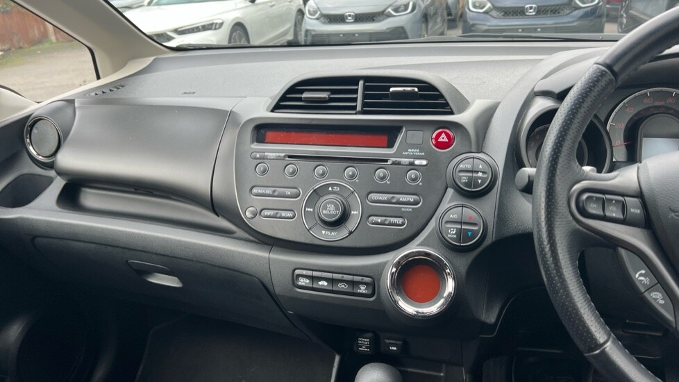 Used Honda Jazz 2012 for sale - 76474984: Photo 12