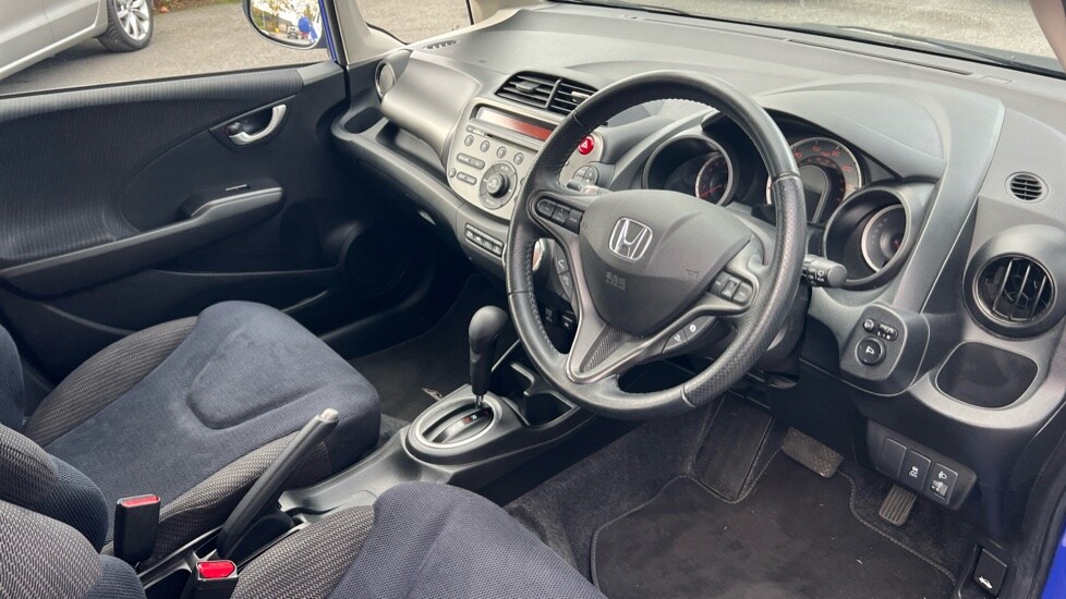 Used Honda Jazz 2012 for sale - 76474984: Photo 9