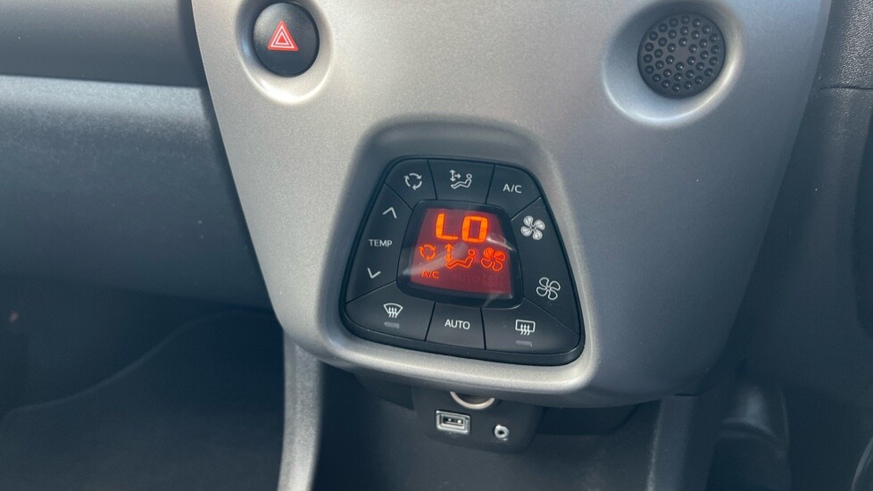 Used Toyota AYGO 2019 for sale - 75860235: Photo 33