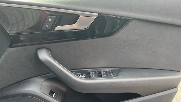 Used Audi A4 2022 for sale - 75664856: Photo 30