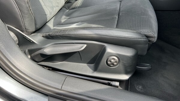 Used Audi A4 2022 for sale - 75664856: Photo 53