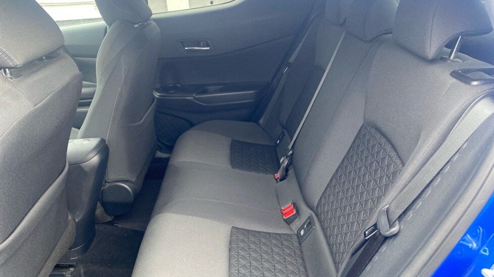 Used Toyota C-HR 2020 for sale - 76873316: Photo 14