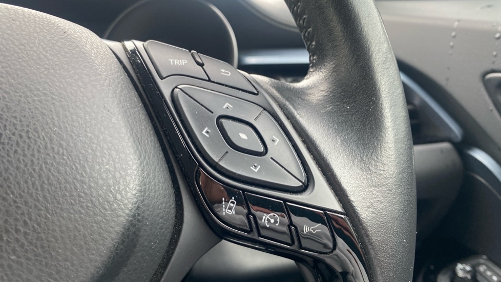 Used Toyota C-HR 2020 for sale - 76873316: Photo 22