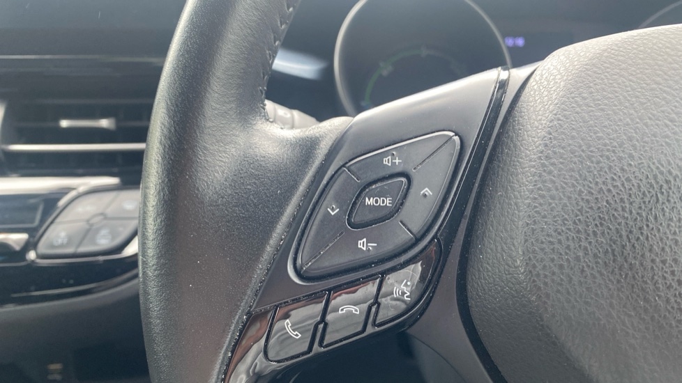 Used Toyota C-HR 2020 for sale - 76873316: Photo 23