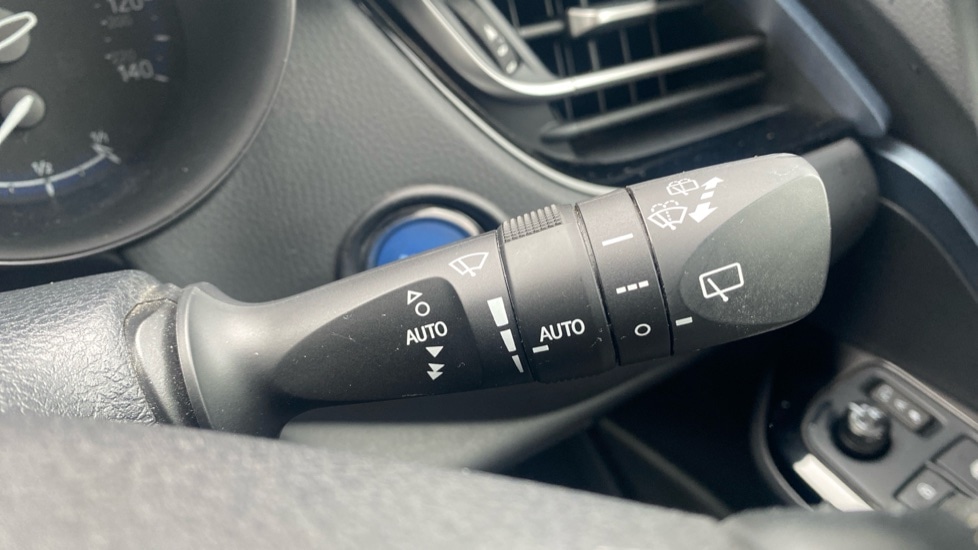 Used Toyota C-HR 2020 for sale - 76873316: Photo 24