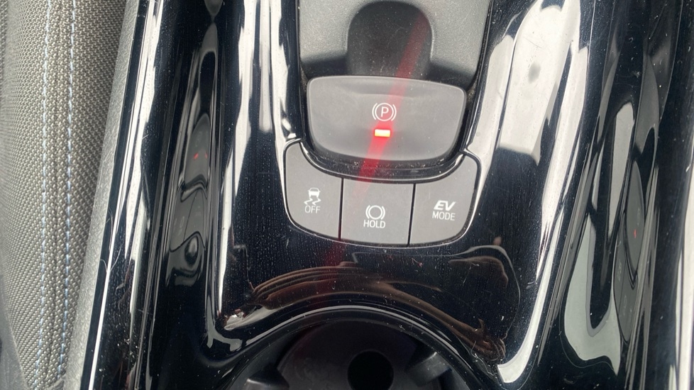 Used Toyota C-HR 2020 for sale - 76873316: Photo 42