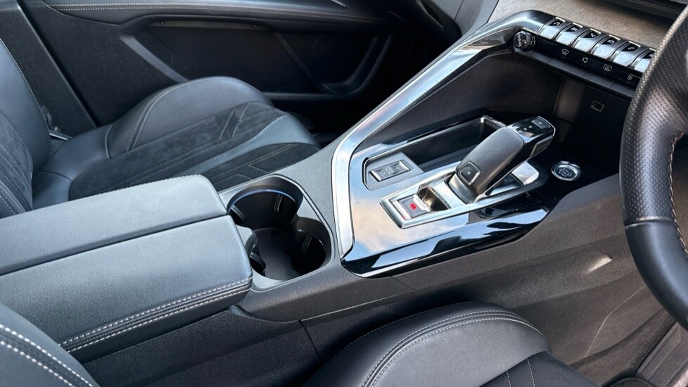 Used Peugeot 3008 2021 for sale - 76872908: Photo 30